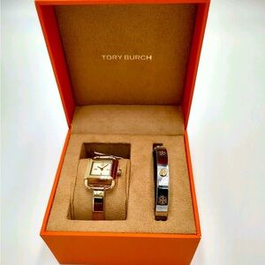 NWT! Tory Burch Phipps Gold-Tone Stainless Steel Bracelet Watch 22mm Gift Set